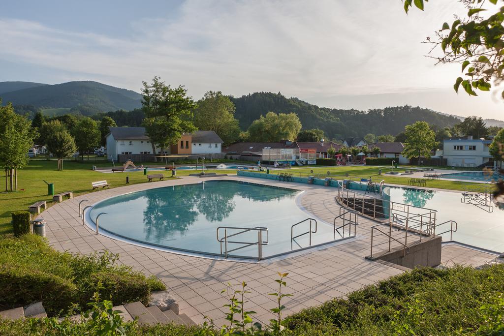 Ferienanlage Kirchzarten Bagian luar foto